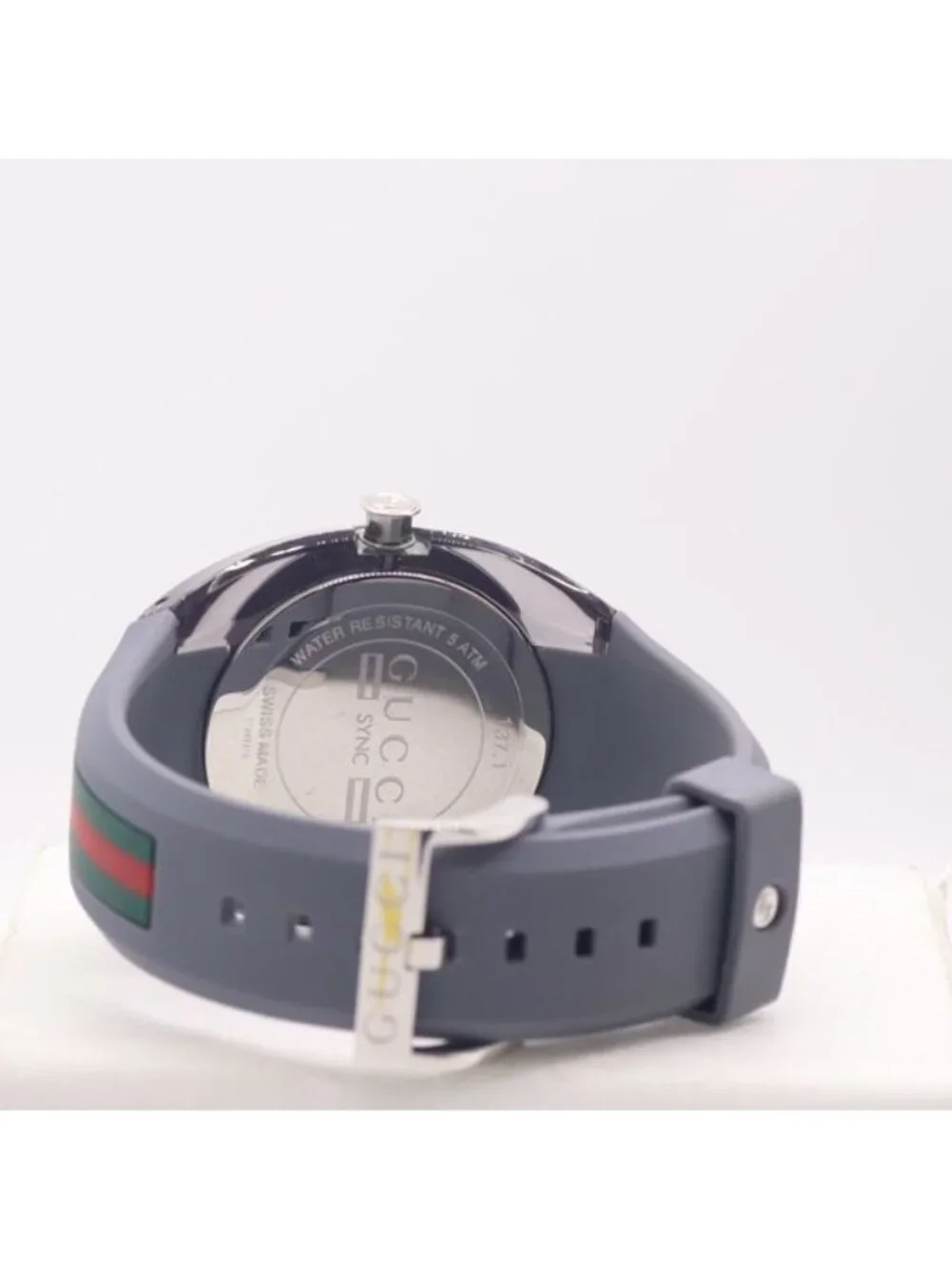 Gucci Sync 137.1 Date Gray Dial Watch